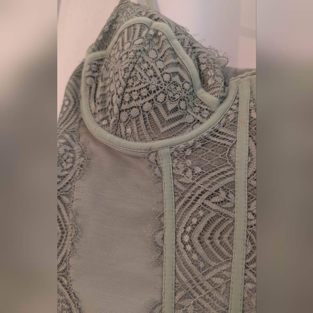 Garage Lace Corset Top - Picture 4 of 7